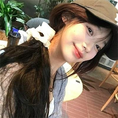 亲爱的罗梦娜！